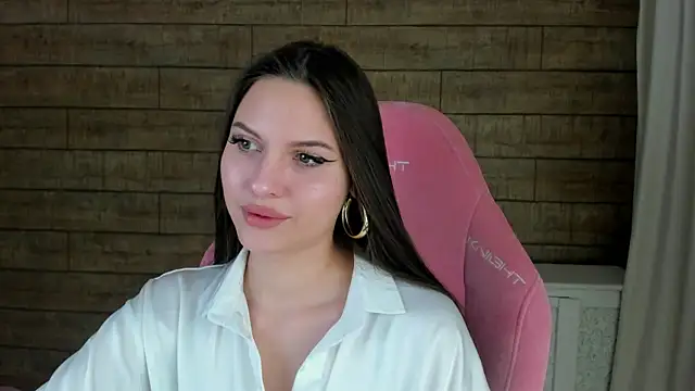 AliceVersal online show from April 7, 2026, 4:25 am