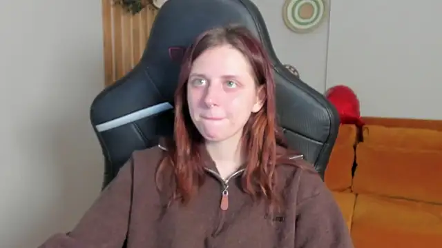 FreyaVey online show from February 16, 2026, 5:39 am