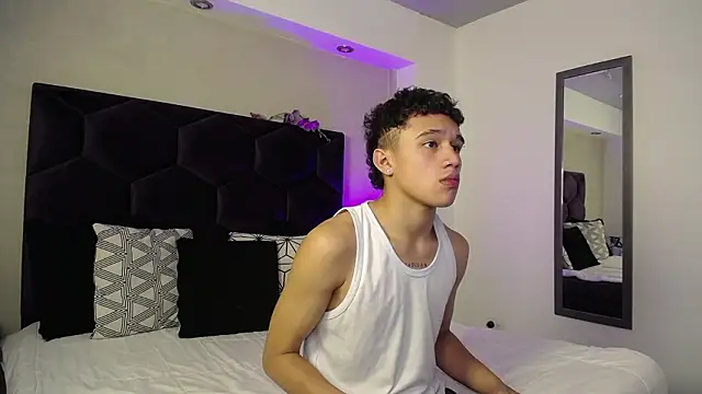 Dominik Souza online show from March 10, 2026, 6:56 pm