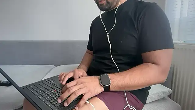 justonce2 online show from March 12, 2026, 9:24 am