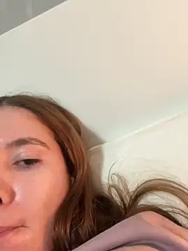 Snapshot of ineesdelrey chatting on February 20, 2026, 9:39 pm ineesdelrey online show from February 20, 2026, 9:39 pm