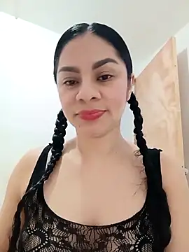 luna pinky online show from March 9, 2026, 3:59 pm