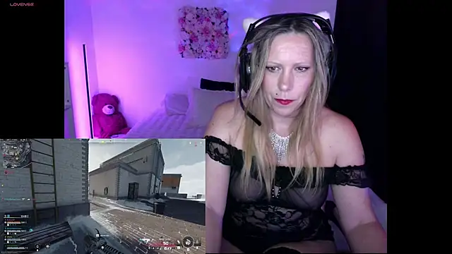 Snapshot of ArchangelTheFrancaise chatting on April 22, 2026, 6:58 pm ArchangelTheFrancaise online show from April 22, 2026, 6:58 pm