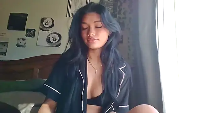 ellianajean online show from March 1, 2026, 10:21 pm