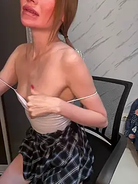 AliceeXHottie online show from March 6, 2026, 12:55 pm