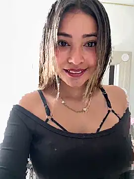 Snapshot of sweetlove- chatting on February 8, 2026, 7:22 pm sweetlove- online show from February 8, 2026, 7:22 pm