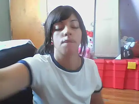 mimi miauu online show from February 12, 2026, 7:13 pm