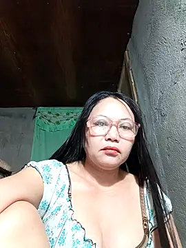 hotpinay 45 online show from March 16, 2026, 8:00 pm