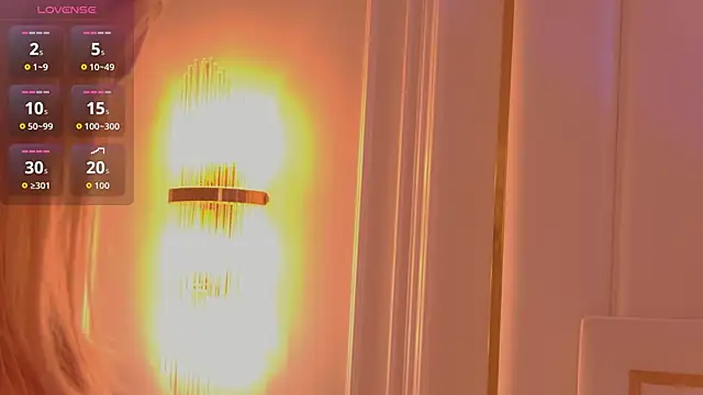 Snapshot of MollyHilton chatting on February 10, 2026, 6:18 pm MollyHilton online show from February 10, 2026, 6:18 pm