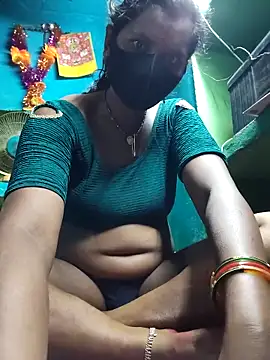 Snapshot of Chanchal_pande chatting on May 4, 2026, 10:23 pm Chanchal pande online show from May 4, 2026, 10:23 pm
