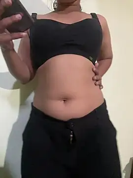 Snapshot of exoticshruti chatting on February 10, 2026, 9:30 am exoticshruti online show from February 10, 2026, 9:30 am