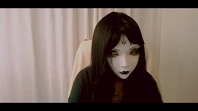 NoirLiliyaa online show from February 3, 2026, 11:59 am