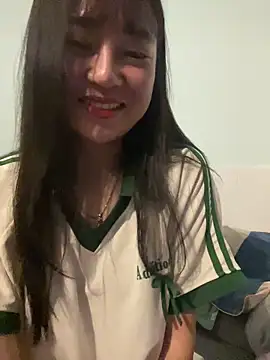 Snapshot of hotgirl-sexy chatting on February 5, 2026, 3:41 pm hotgirl-sexy online show from February 5, 2026, 3:41 pm