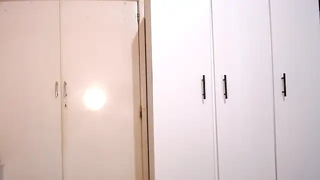 AppleAsss online show from April 14, 2026, 8:41 am