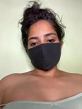 harshali 2012 online show from April 18, 2026, 7:07 pm