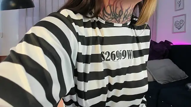 Snapshot of agata_volkov chatting on February 2, 2026, 7:57 pm agata volkov online show from February 2, 2026, 7:57 pm