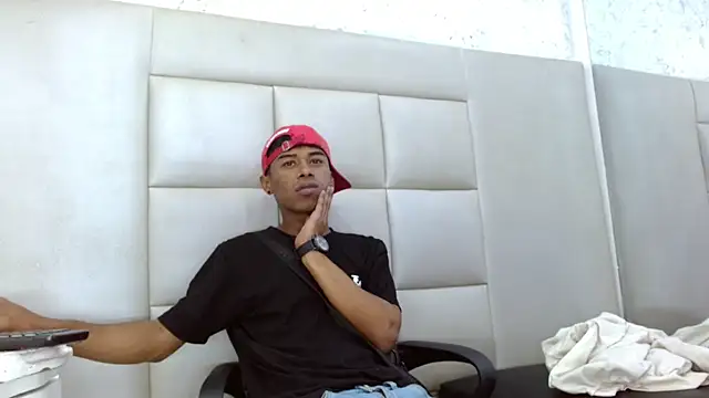 Snapshot of TonnyMarck chatting on February 25, 2026, 2:34 am TonnyMarck online show from February 25, 2026, 2:34 am