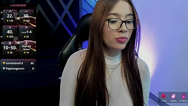 Snapshot of Hanna_Becker_ chatting on February 14, 2026, 12:05 pm Hanna Becker online show from February 14, 2026, 12:05 pm