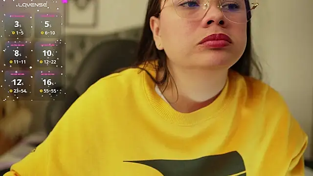 Snapshot of katt_eyes_ chatting on February 5, 2026, 1:07 pm katt eyes online show from February 5, 2026, 1:07 pm