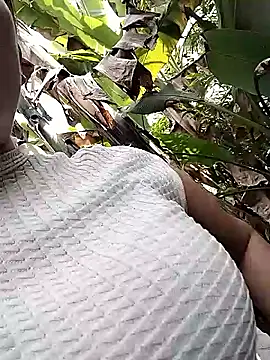 Snapshot of Ella-aa chatting on February 27, 2026, 8:14 am Ella-aa online show from February 27, 2026, 8:14 am