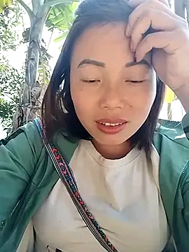 Snapshot of Ella-aa chatting on February 21, 2026, 8:27 am Ella-aa online show from February 21, 2026, 8:27 am