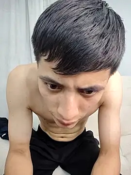 Snapshot of joell_mal chatting on March 4, 2026, 12:07 am joell mal online show from March 4, 2026, 12:07 am