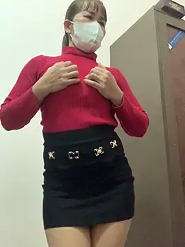 Snapshot of YANINA120 chatting on February 12, 2026, 10:09 pm YANINA120 online show from February 12, 2026, 10:09 pm