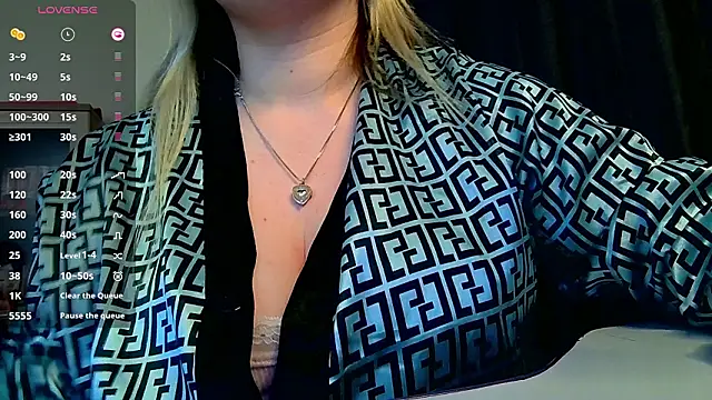 Emiliaaah online show from March 9, 2026, 5:27 pm