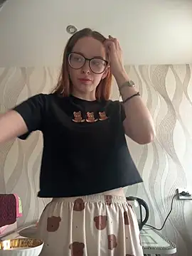 Snapshot of MalliSun chatting on February 21, 2026, 6:48 am MalliSun online show from February 21, 2026, 6:48 am