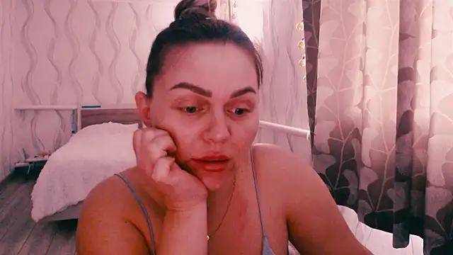 Snapshot of MagicKatarina_ chatting on February 17, 2026, 10:12 am MagicKatarina online show from February 17, 2026, 10:12 am