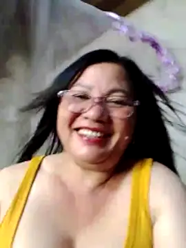 Snapshot of Cold-girlr12 chatting on June 22, 2026, 5:26 am Cold-girlr12 online show from June 22, 2026, 5:26 am