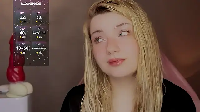  Matadora  online show from February 17, 2026, 5:43 pm