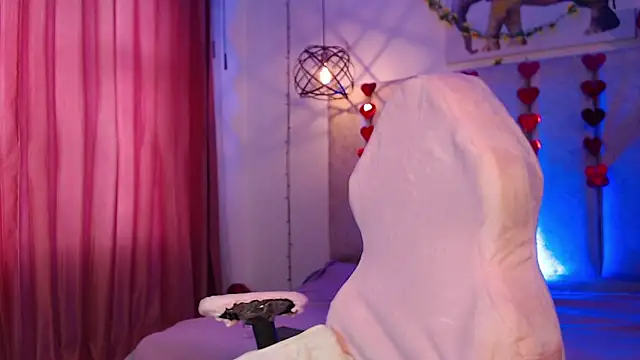 Snapshot of madissonrousecs chatting on February 22, 2026, 9:27 pm madissonrousecs online show from February 22, 2026, 9:27 pm