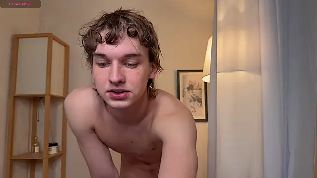 Friday gay dude online show from March 28, 2026, 6:14 am