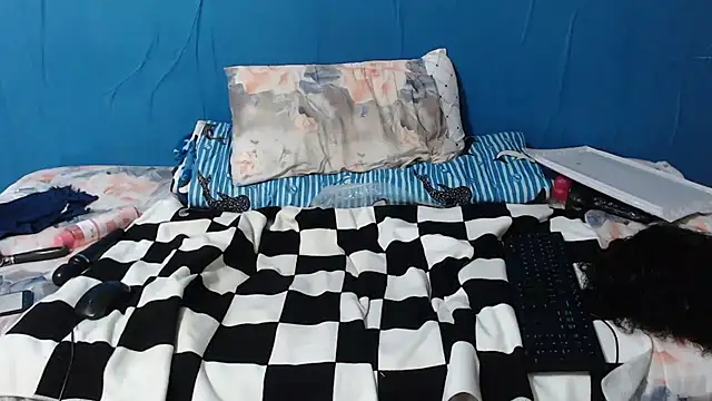 Tallatoya2026 online show from February 12, 2026, 8:08 pm