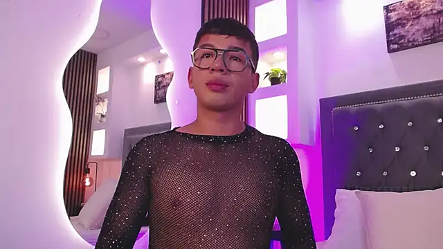 Snapshot of Fancy_Vixen chatting on February 20, 2026, 3:36 am Fancy Vixen online show from February 20, 2026, 3:36 am