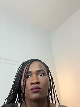 Snapshot of Nahomi_Williams_ chatting on June 15, 2026, 1:00 pm Nahomi Williams online show from June 15, 2026, 1:00 pm