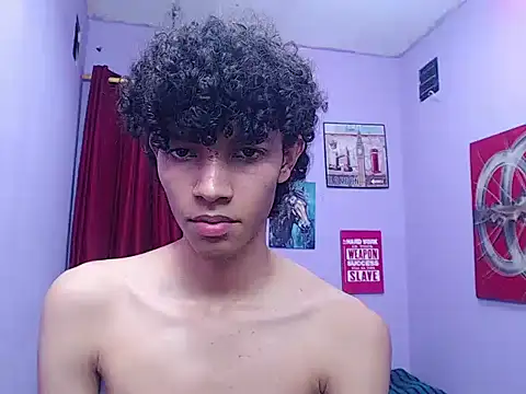 Snapshot of bigcock_twinks chatting on February 20, 2026, 6:26 am bigcock twinks online show from February 20, 2026, 6:26 am