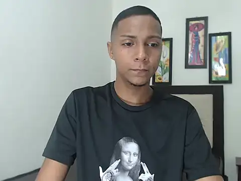 Snapshot of hotboyluxe chatting on February 17, 2026, 3:26 am hotboyluxe online show from February 17, 2026, 3:26 am