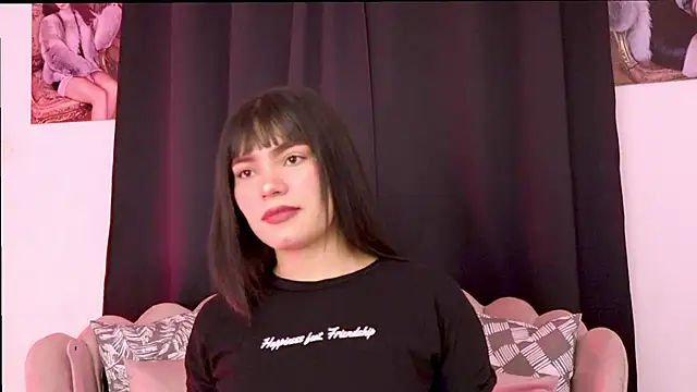 dakotacollins  online show from April 18, 2026, 1:30 am