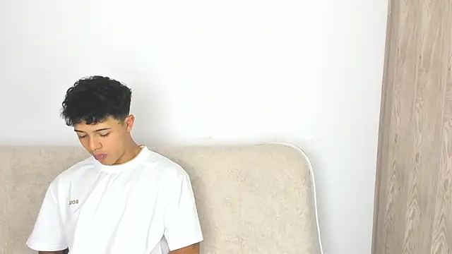  Alex Colton online show from February 27, 2026, 10:09 pm