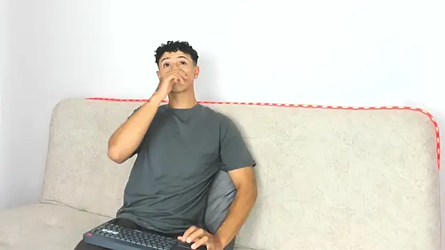  Alex Colton online show from April 2, 2026, 10:05 pm