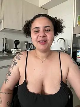 BabyChanntal online show from July 10, 2026, 5:24 pm