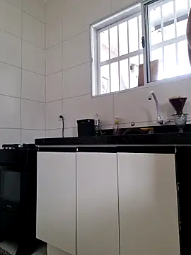 Snapshot of Renataalves chatting on February 18, 2026, 12:12 pm Renataalves online show from February 18, 2026, 12:12 pm