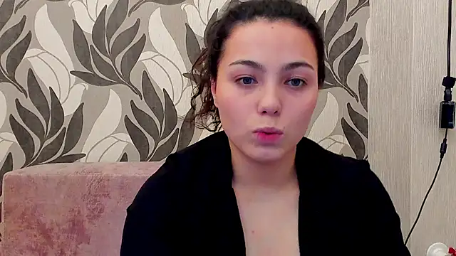 Dianasi online show from February 11, 2026, 2:17 pm