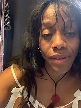 Snapshot of NatalieGainer_goodies chatting on February 24, 2026, 6:36 am NatalieGainer goodies online show from February 24, 2026, 6:36 am