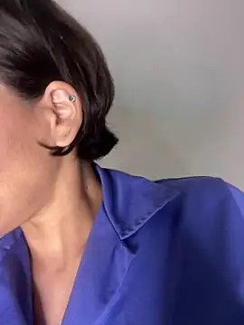 eva luz online show from February 5, 2026, 4:58 pm