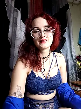 Snapshot of Persefoha chatting on February 24, 2026, 7:48 pm Persefoha online show from February 24, 2026, 7:48 pm