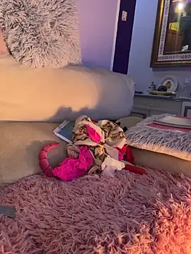 Snapshot of MelaFoxx chatting on February 21, 2026, 7:10 am MelaFoxx online show from February 21, 2026, 7:10 am