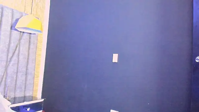 dafne and erick  online show from July 7, 2026, 4:37 am